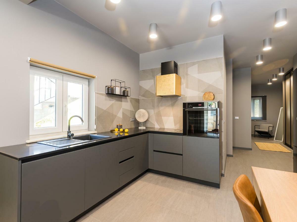 Magnolia - Modern Apartment Near City Center And Sea Poreč Exterior foto