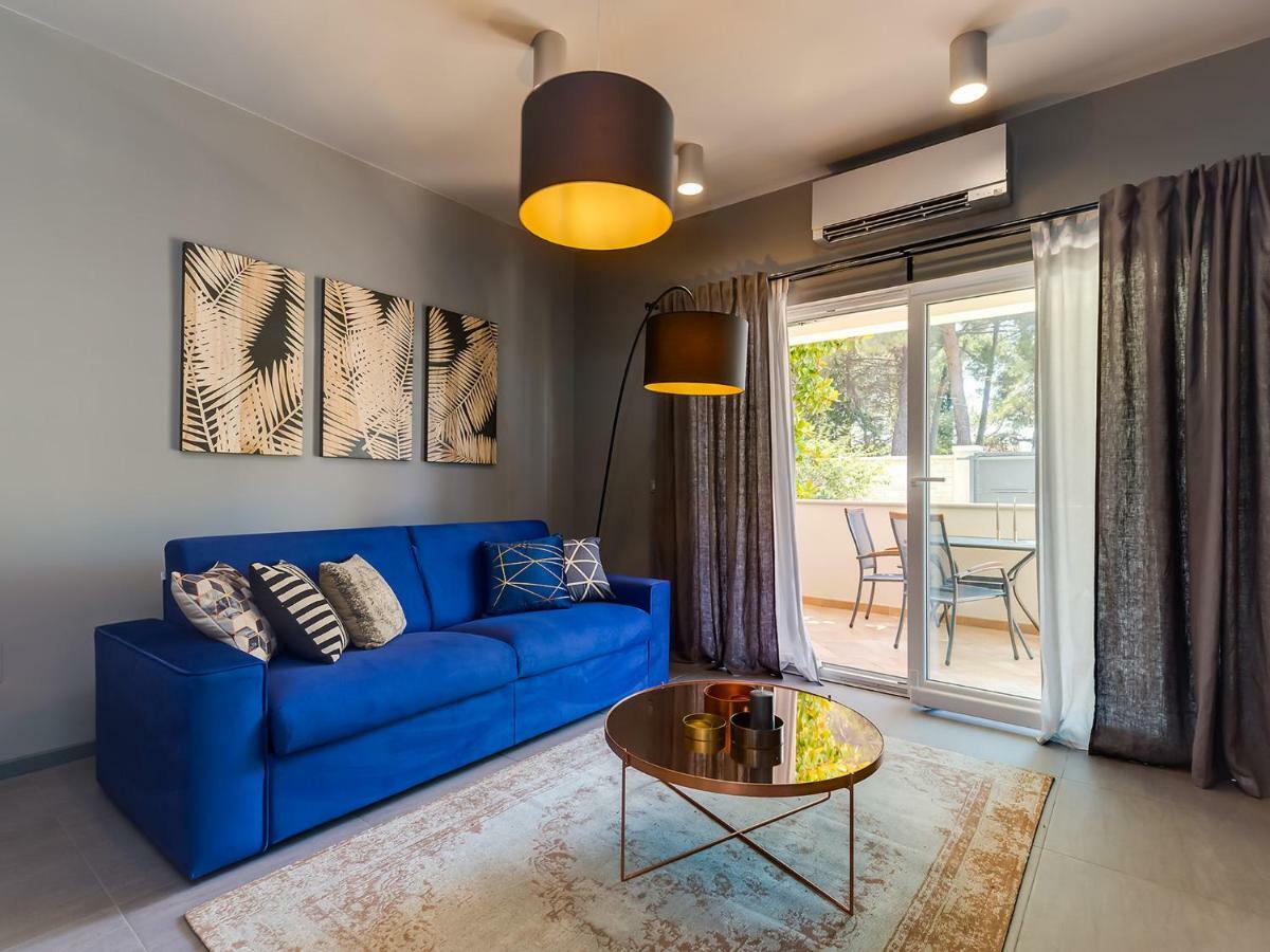 Magnolia - Modern Apartment Near City Center And Sea Poreč Exterior foto